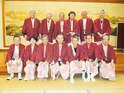 宴会前に全員が勢ぞろい