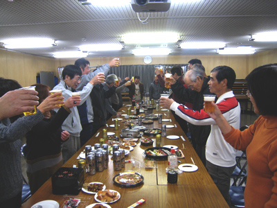 ■今年度還暦迎えた４名（ケーキでお祝いしました）